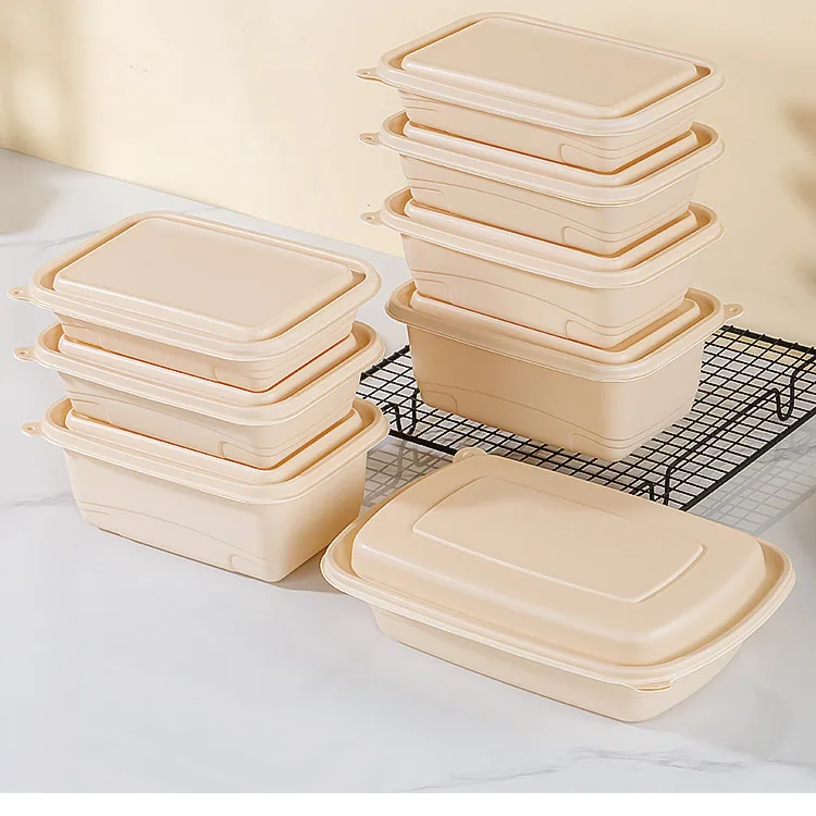 Cornstarch-based disposable food container size range with matching lids
